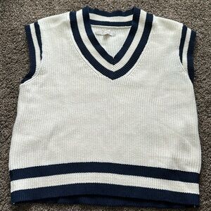 LOFT sweater vest sz M